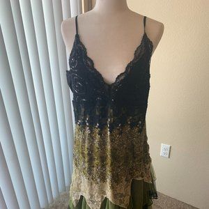 Sequined lace dress in flowy spring fabrics, size 2x